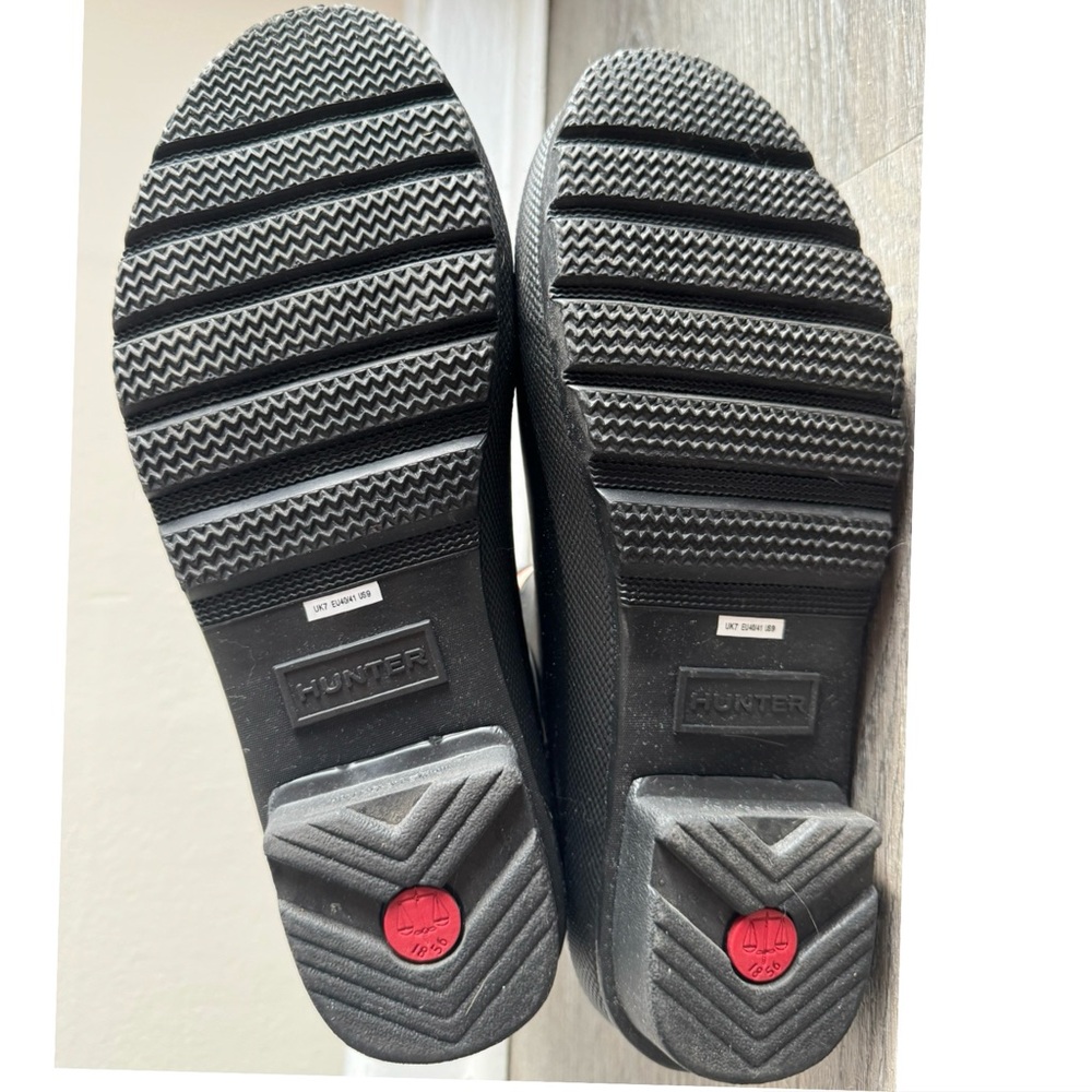 HUNTER Original Chelsea Rain Boots - Picture 10 of 13